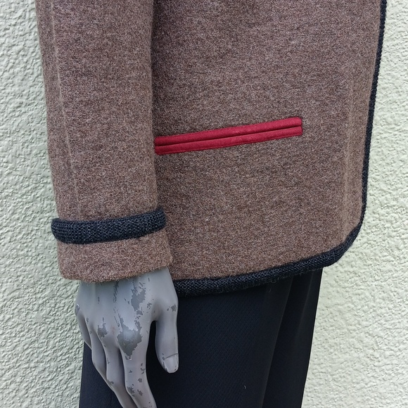 GEIGER COLLECTION (AUSTRIA) LADIES CRESTED PURE WOOL LUXURY SWEATER-COAT - Picture 7 of 17